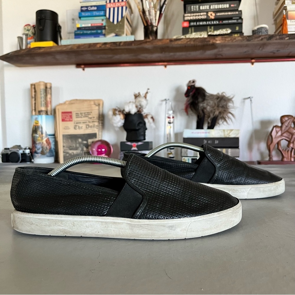 VINCE Blair 5 Slip On Sneaker Perforated Leather